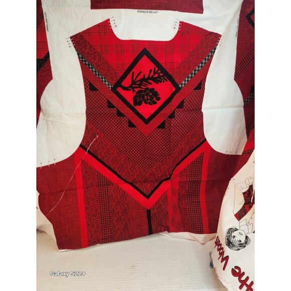 DREAMSPINNERS - Red Black Fabric Panel, Out of the Woods Adult Vest Panel by VIP - Picture 2 of 7
